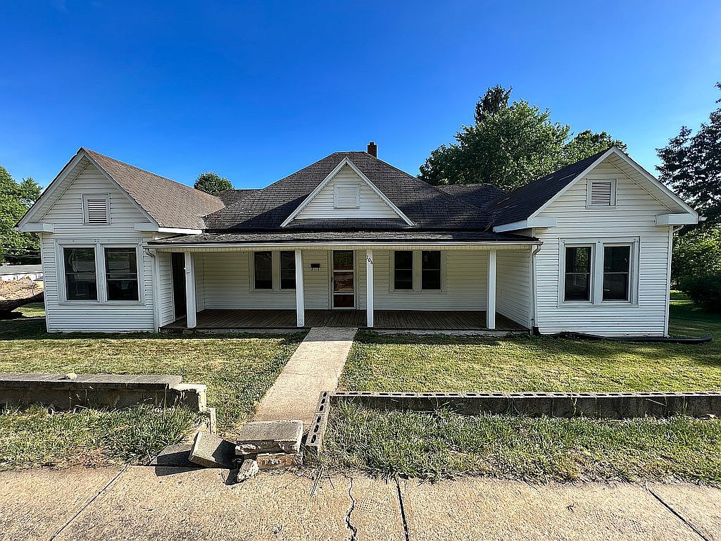 356 Pisgah Dr, Canton, NC 28716 Zillow