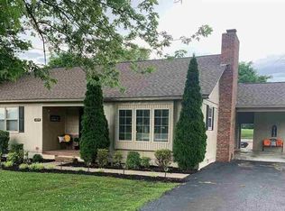 1319 Shelby McCallum Dr, Benton, KY 42025