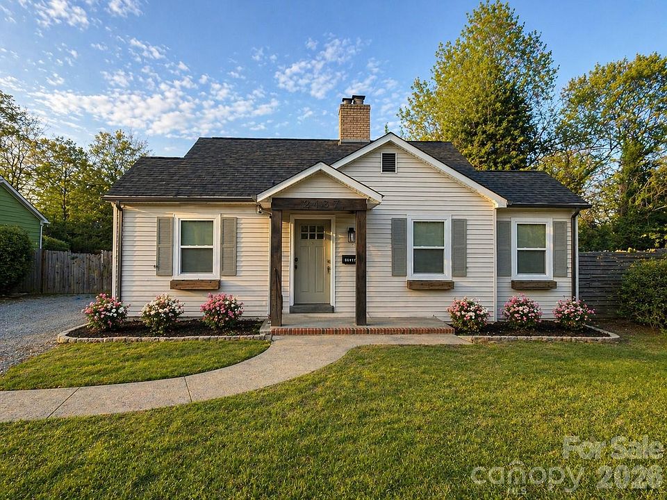 1st image of 2437 Remount Rd