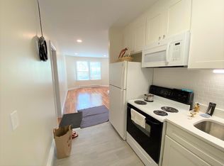 1121 Broadway St #1R, Somerville, MA 02144