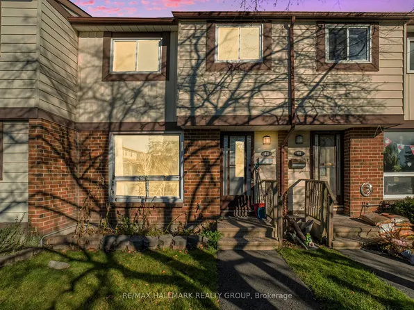 6 Henfield Ave #D, Ottawa, ON K2J 1P2