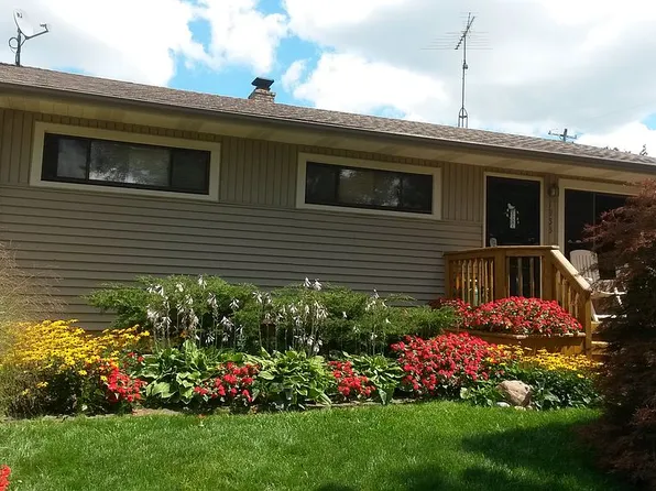 1933 Chelan St, Flint, MI 48503