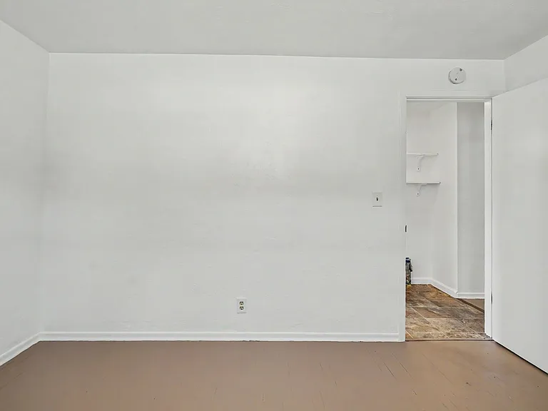 2519-2521 Hyde Ct SE — Photo 20
