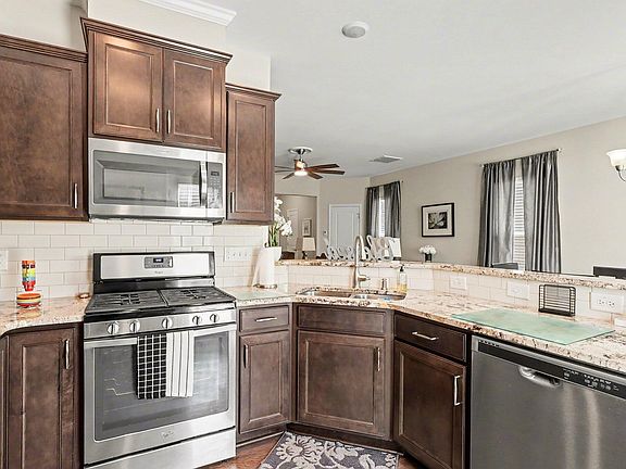 2nd image of 1101 Rocketcress Dr