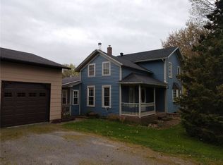 7240 N Bergen Rd, Bergen, NY 14416