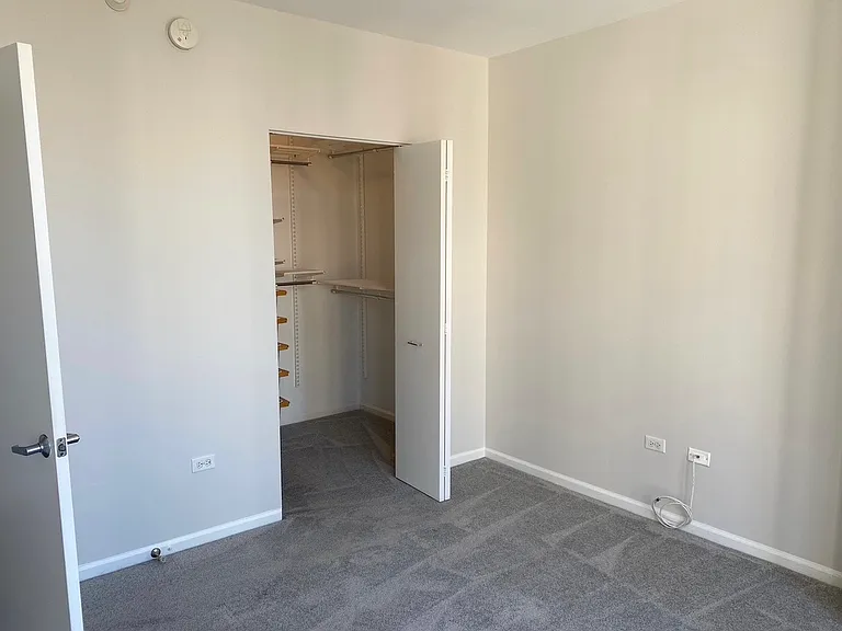 600 N Dearborn St #1305 — Photo 4