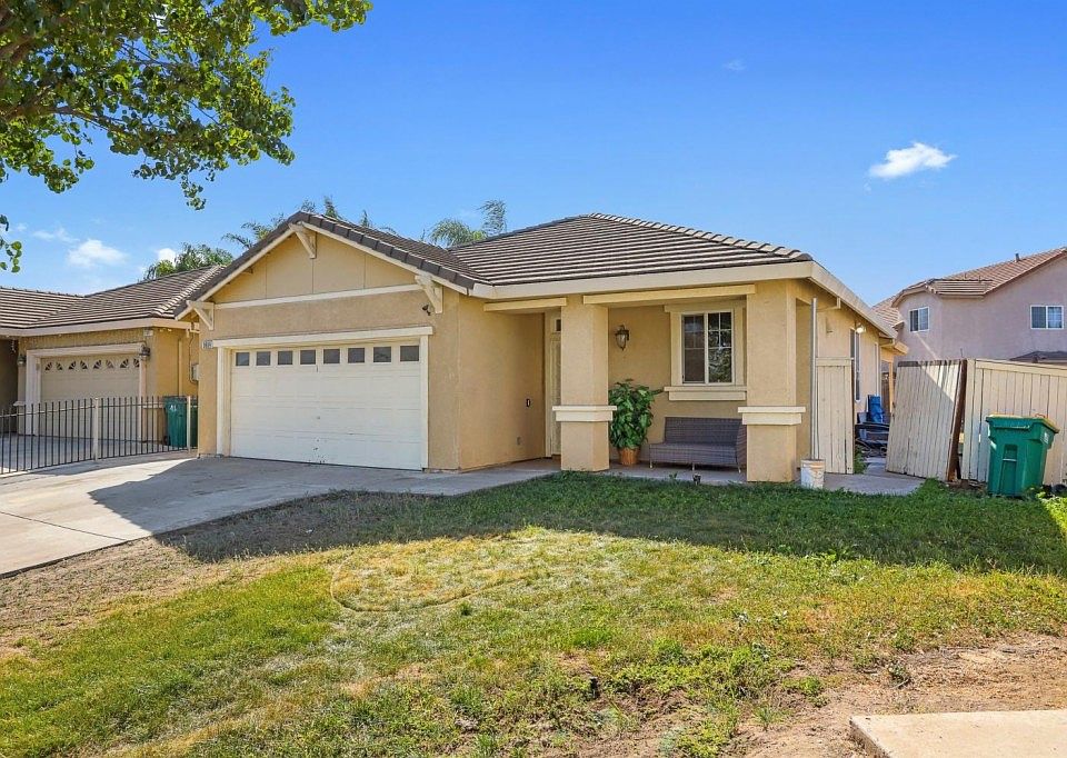 1st image of 3809 Holdrege Way