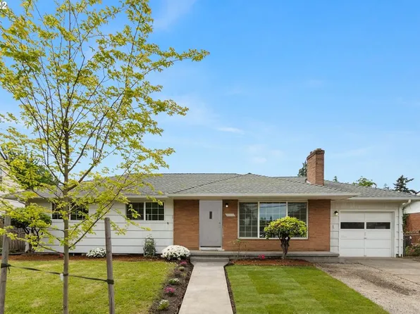 11040 SE Market St, Portland, OR 97216