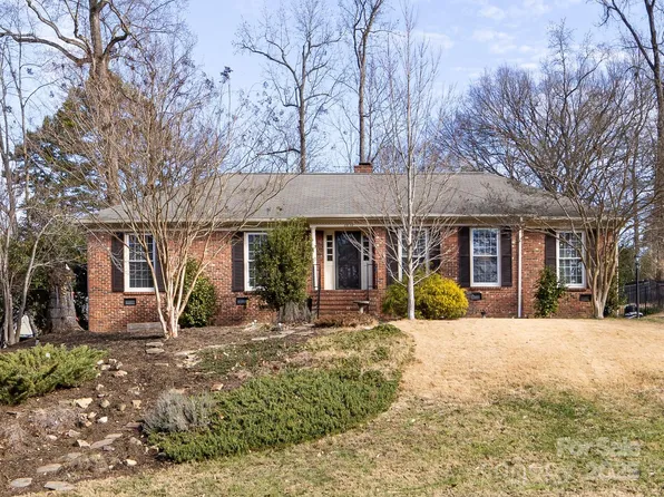 2610 Tattersall Dr, Charlotte, NC 28210