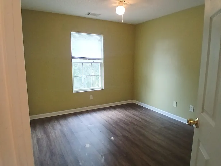 190 Fieldview Ln — Photo 13