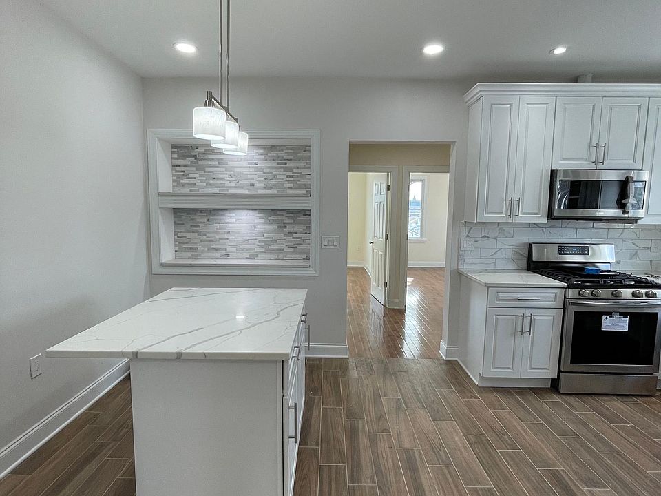 1st image of 9 Patterson St #3