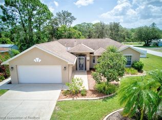 441 Serenade Ter, Lake Placid, FL 33852