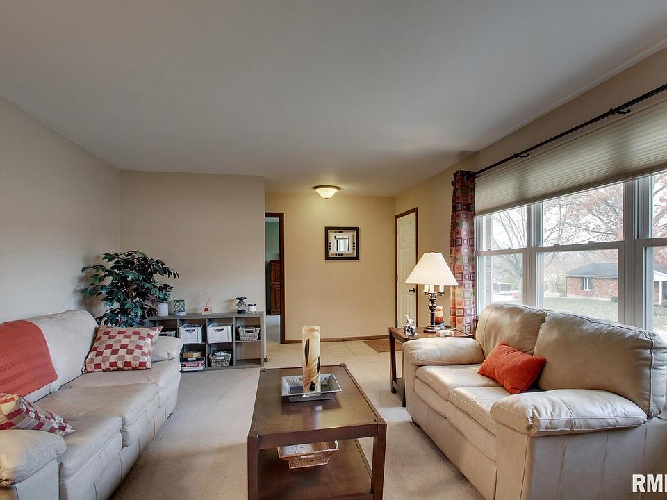 2218 N Sheridan Dr, Quincy, IL 62305 Zillow