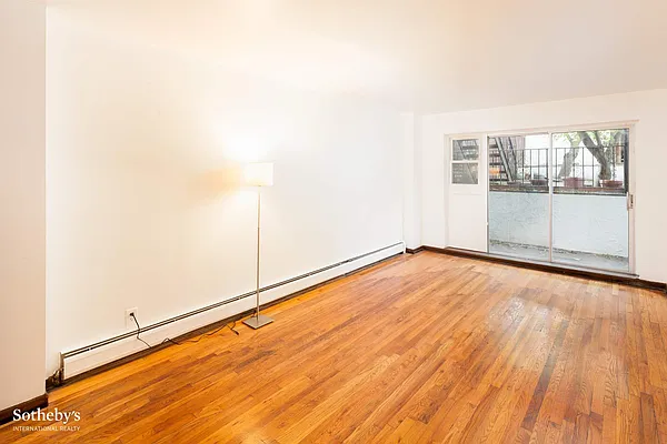 Sold by Sotheby's International Realty | media 37