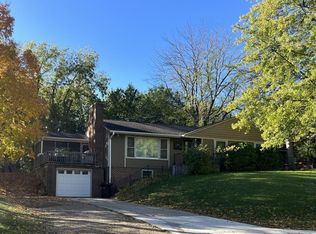 836 Highland Rd, Windom, MN 56101