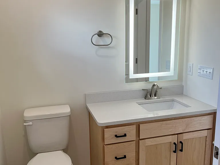 538 Lake Ave — Photo 14