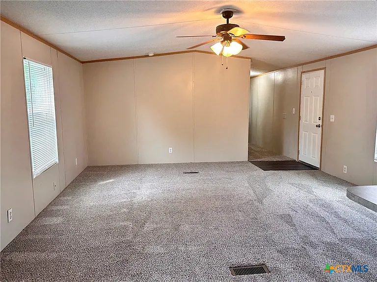 208 Picasso Dr — Photo 16