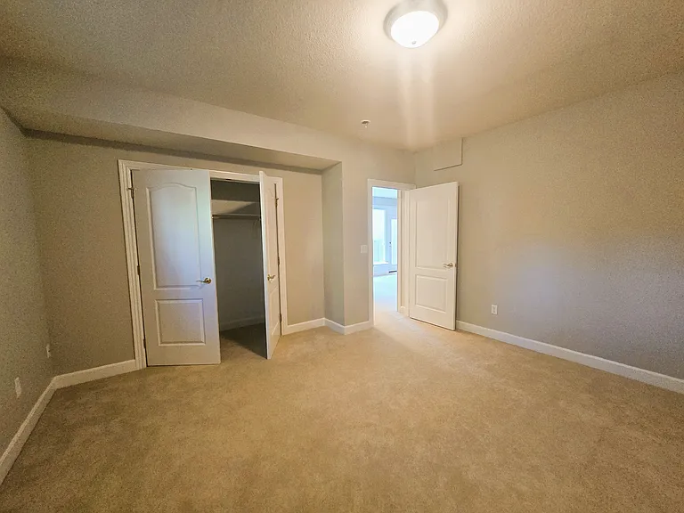 11855 W 144th Ter — Photo 22