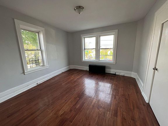 4th image of 252 Mount Prospect Ave #107