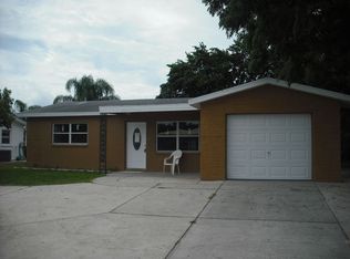 8034 Simsbury Dr, Port Richey, FL 34668