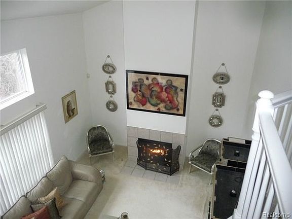 3rd image of 26794 Senator Blvd