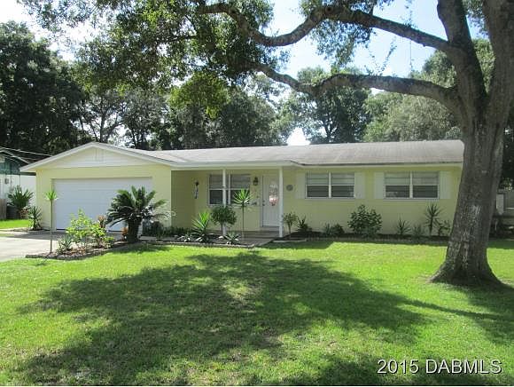 1st image of 140 Putnam Ave