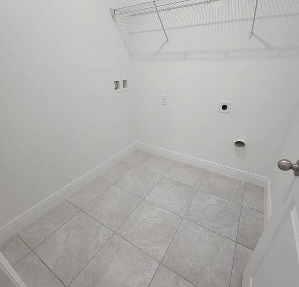 6374 N Falmouth Ter — Photo 11