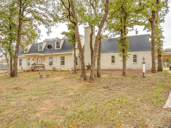 2121 Tarver Rd, Burleson, TX 76028