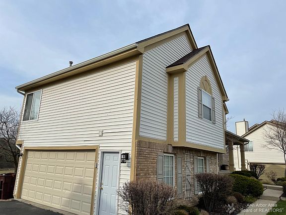 2nd image of 13712 Pond Bluff Dr