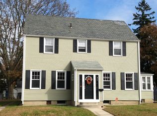 225 Colman St, New London, CT 06320