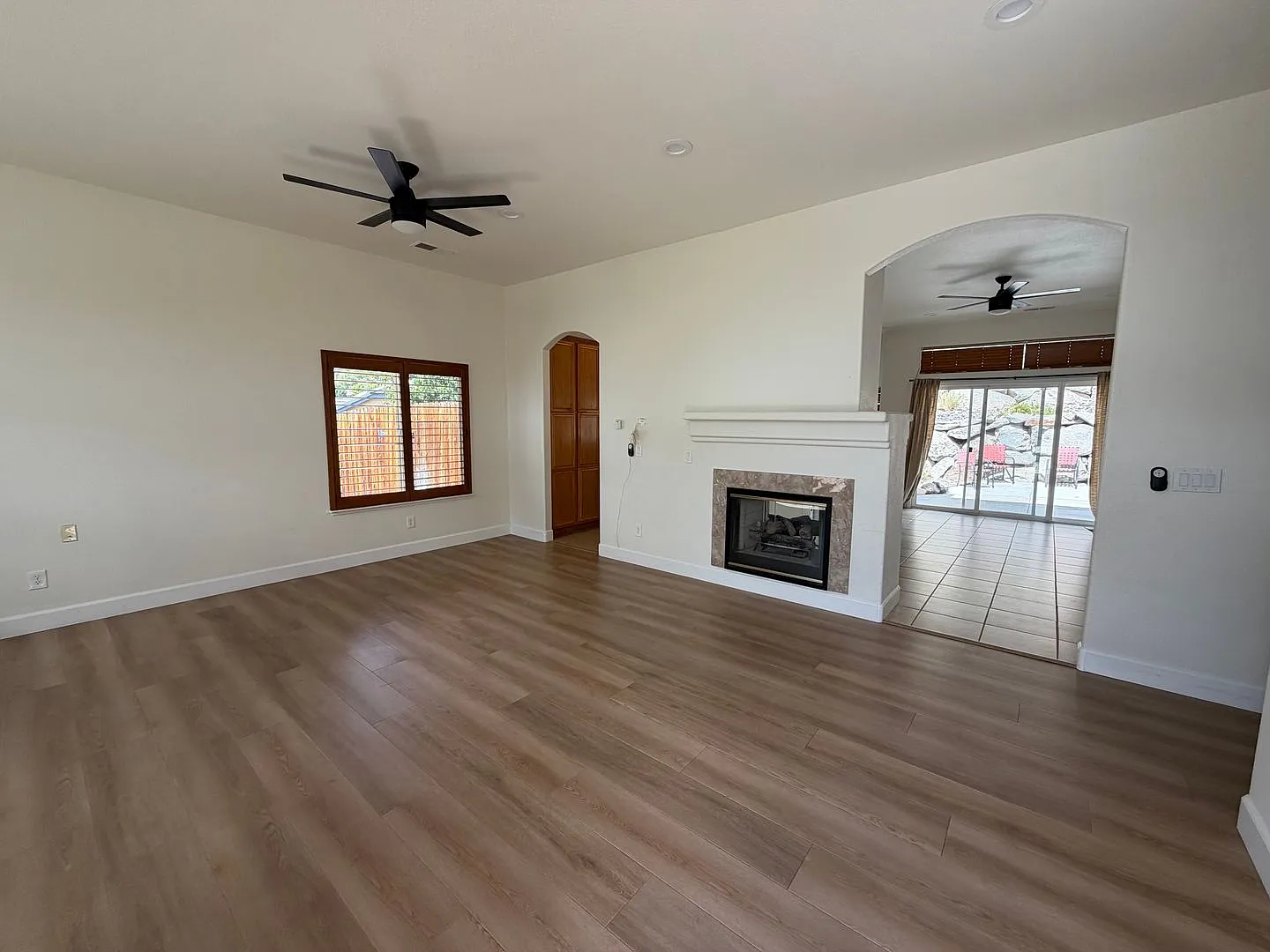1174 University Ridge Dr — Photo 2