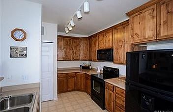 Large Kitchen