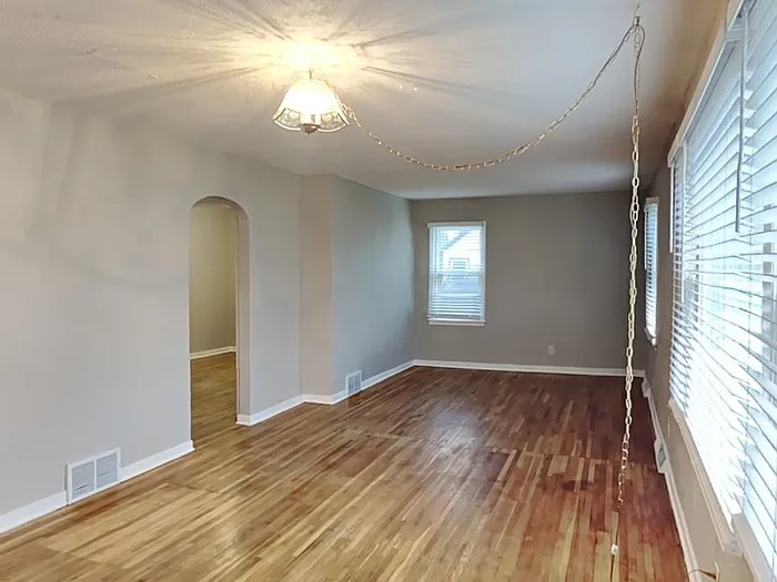 2090 Hillview Rd — Photo 5
