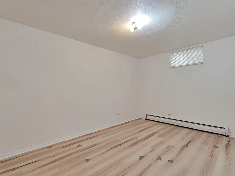 11521 W 61st Pl — Photo 10