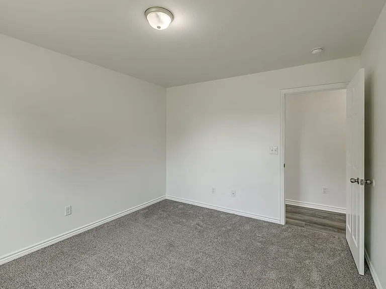 6151 Wooster St — Photo 17