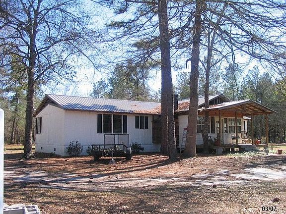 Includes 3bd/3ba 1900 sq ft home