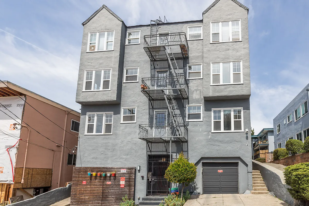 Building Photo - 421 Van Dyke