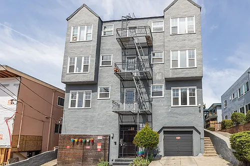 421 Van Dyke Ave Photo 1