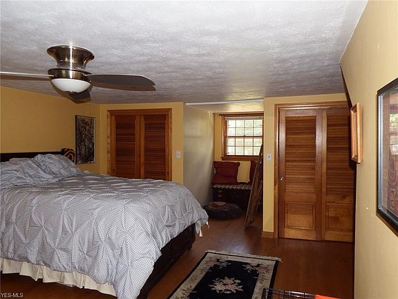 4th image of 2429 Jennifer Dr