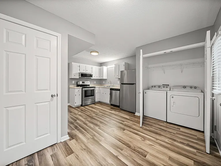 Turtle Creek Townhomes — Photo 11