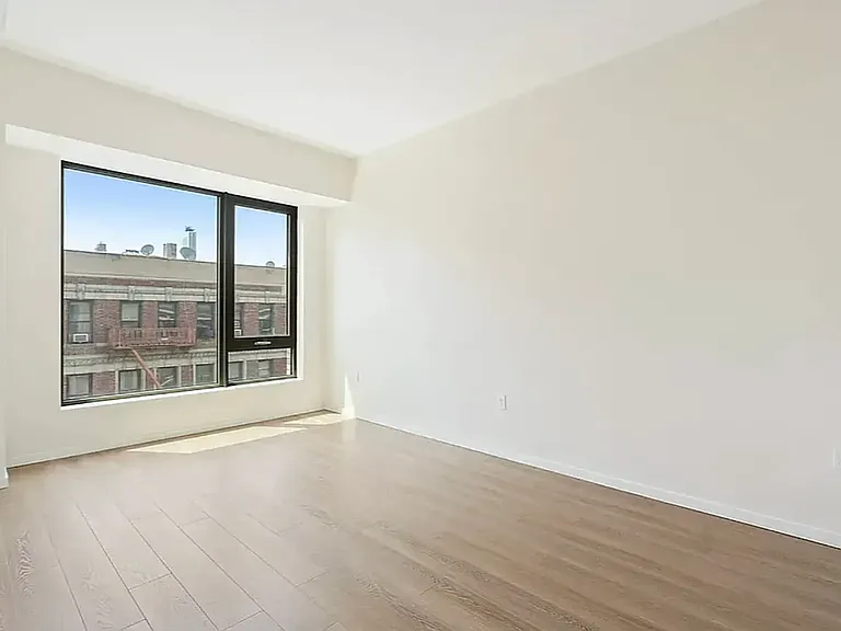 521 W 134th St #2A — Photo 6