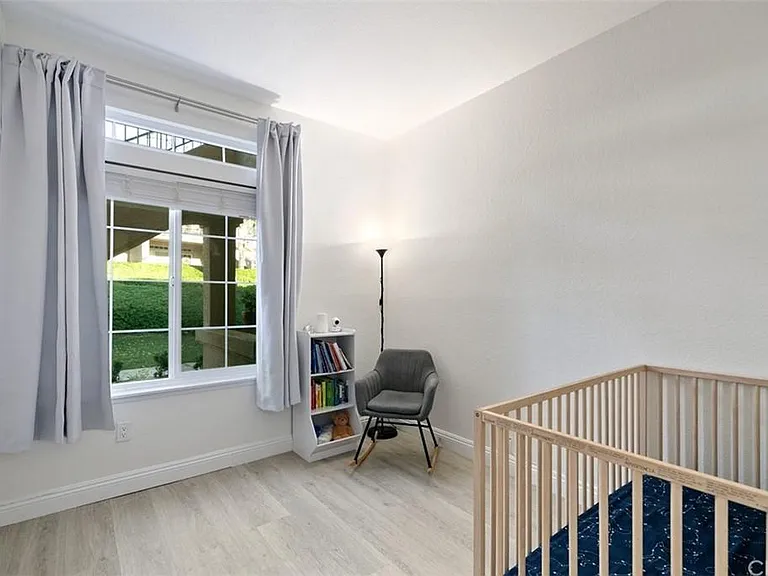 74 Castano — Photo 10
