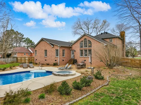 1267 Ascot Ln, Franklin, TN 37064