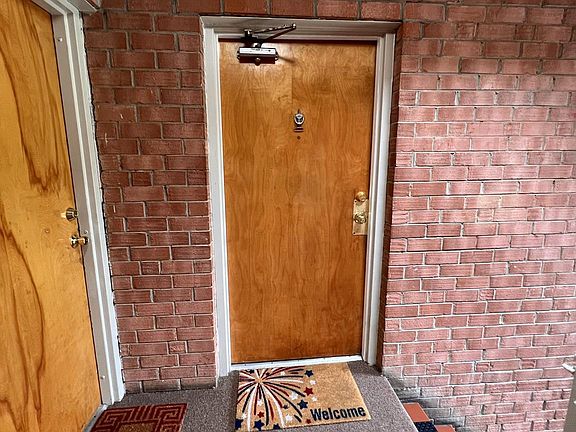 2nd image of 1509 S George Mason Dr APT 23