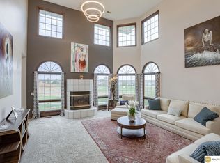 1909 Old Gaelic Cir, Bellevue, NE 68123