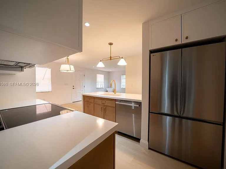 1550 S Greenway Dr — Photo 9