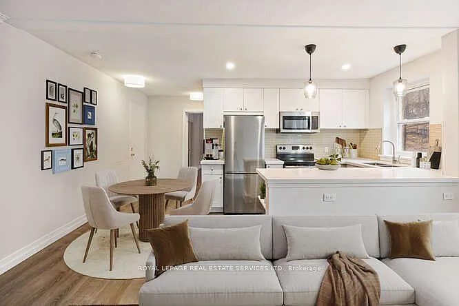 18 Anglesey Blvd #203 — Photo 3