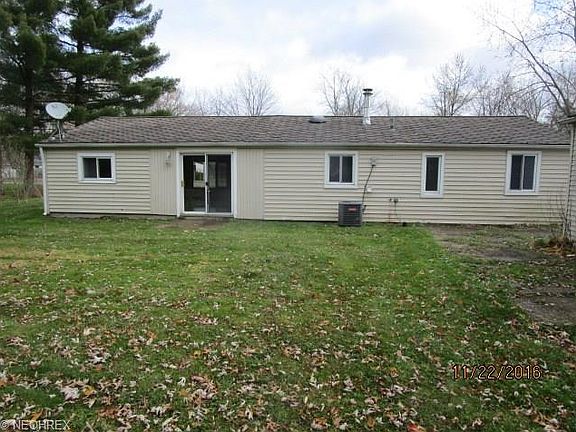 3rd image of 12743 Samuel Dr