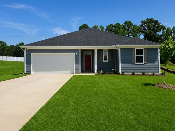 208 Matthew Meadow Ln, Lillington, NC 27546