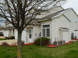 3005 English Glen Ct #B6, Marion, IA 52302